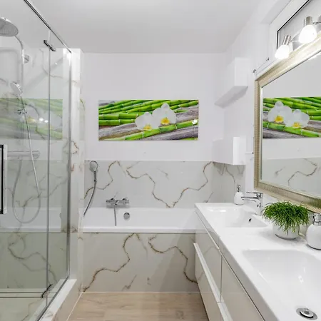 Old Town Hideaway Lägenhet Bratislava