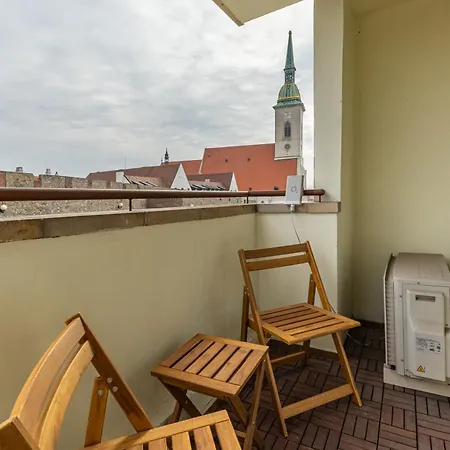 Apartment Old Town Hideaway Bratislava